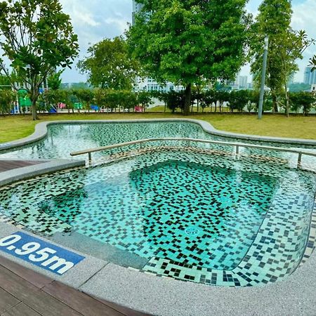 Ha20, Cyberjaya, Netflix, Wifi, Parking Apartment Bagian luar foto
